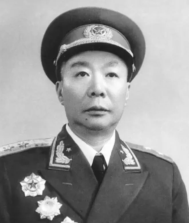 【革命人物】郭鹏
